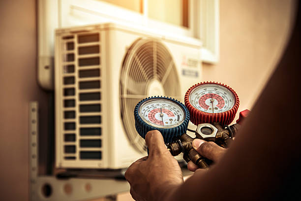 Professional Hvac technician working in Dodge, TX